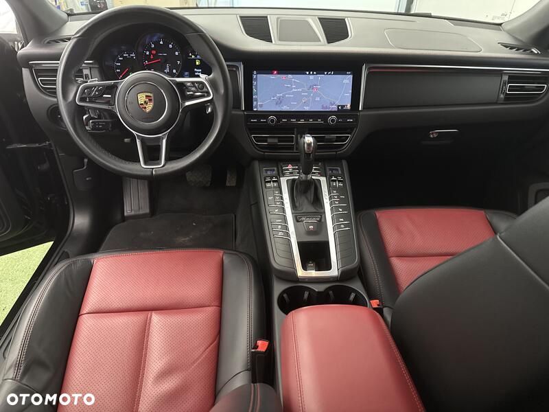 Porsche Macan Standard - 22