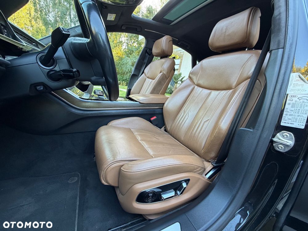 Audi A8 - 21