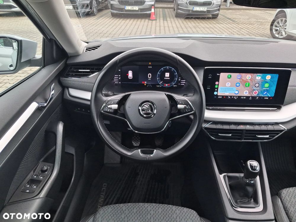 Skoda Octavia 1.5 TSI ACT Style - 12