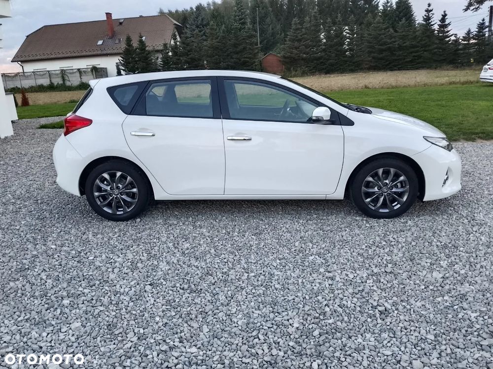 Toyota Auris 1.33 Dual-VVT-i Comfort - 30