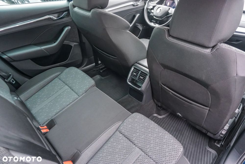 Skoda Octavia 2.0 TDI Style DSG - 18