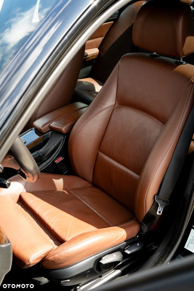 BMW Seria 3 - 22