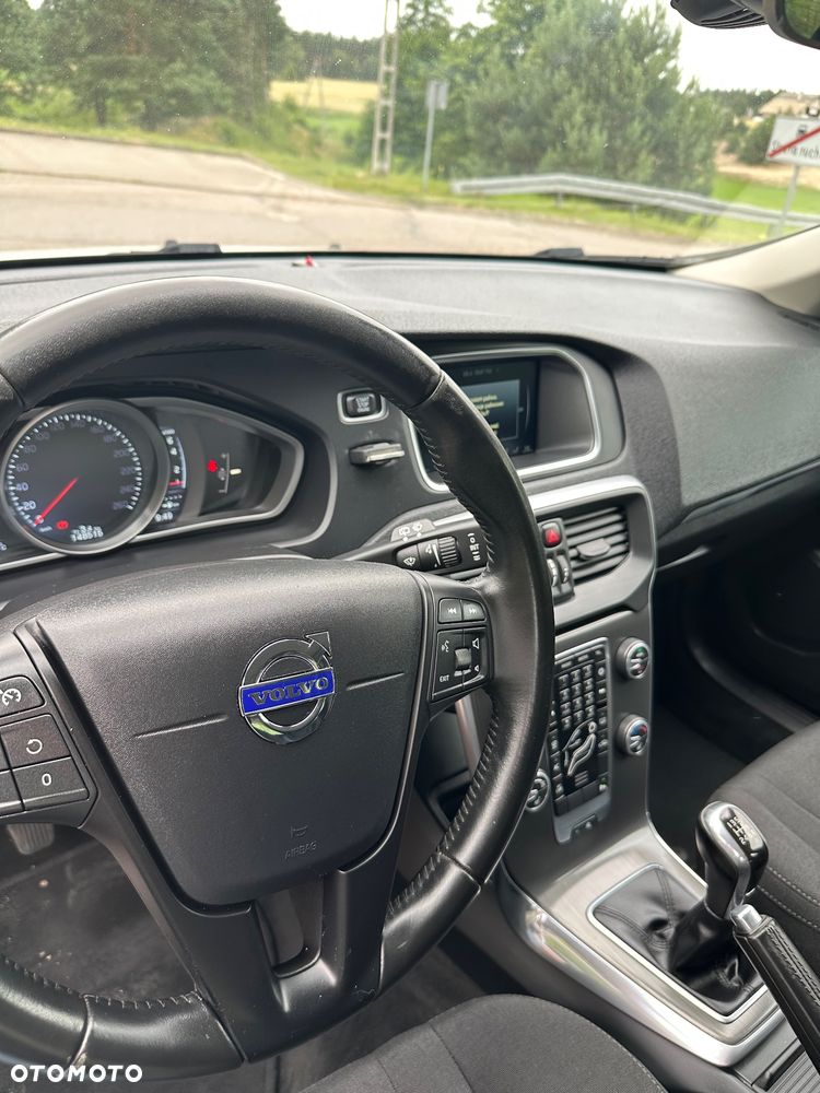 Volvo V40 T2 - 20