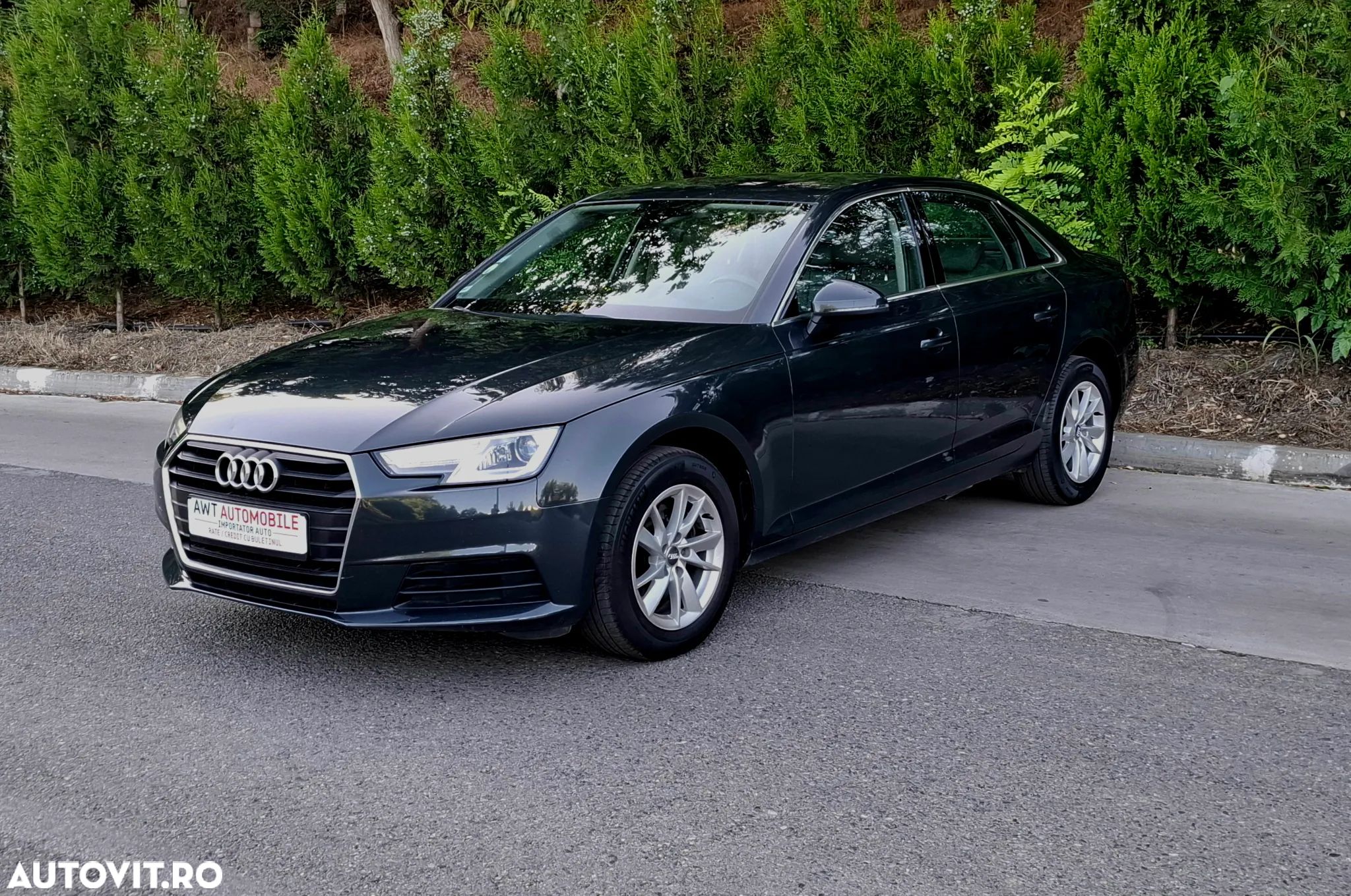 Audi A4 2.0 TDI DPF clean diesel multitronic Attraction - 1