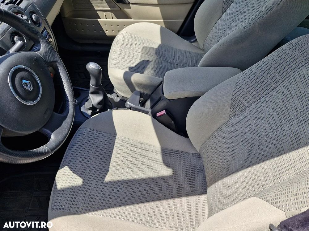 Renault Megane 1.6 16V Authentique - 11