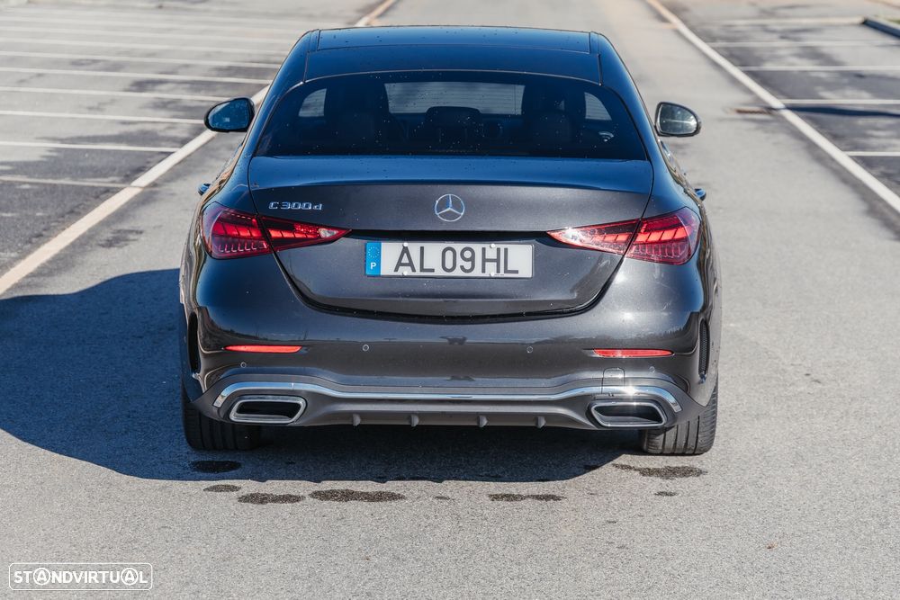 Mercedes-Benz C 300 d AMG Line - 12