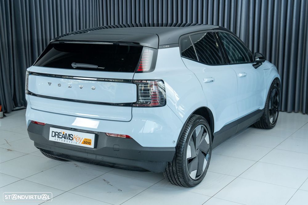 Volvo EX30 69 kWh Single Motor Extended Range Ultra - 4