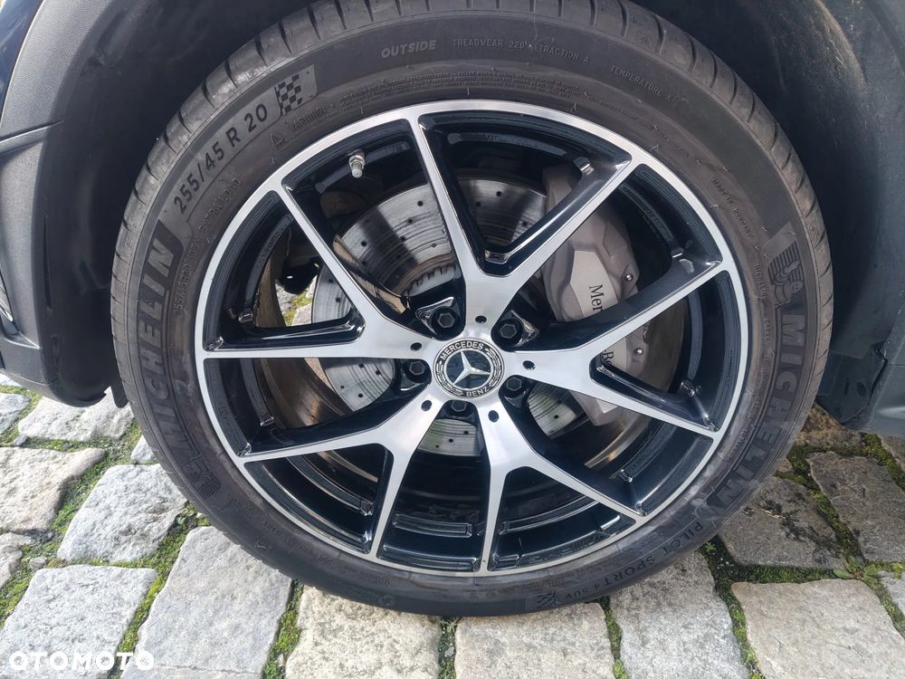 Mercedes-Benz GLC Coupe 300 e 4-Matic - 7