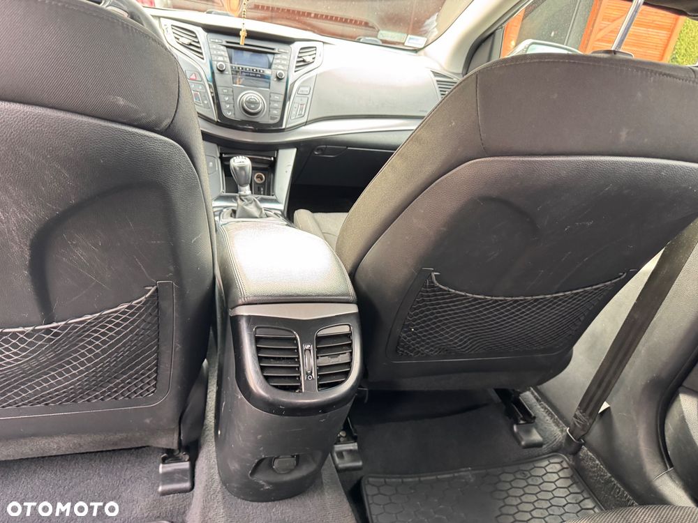 Hyundai i40 1.7 CRDi Comfort + - 12