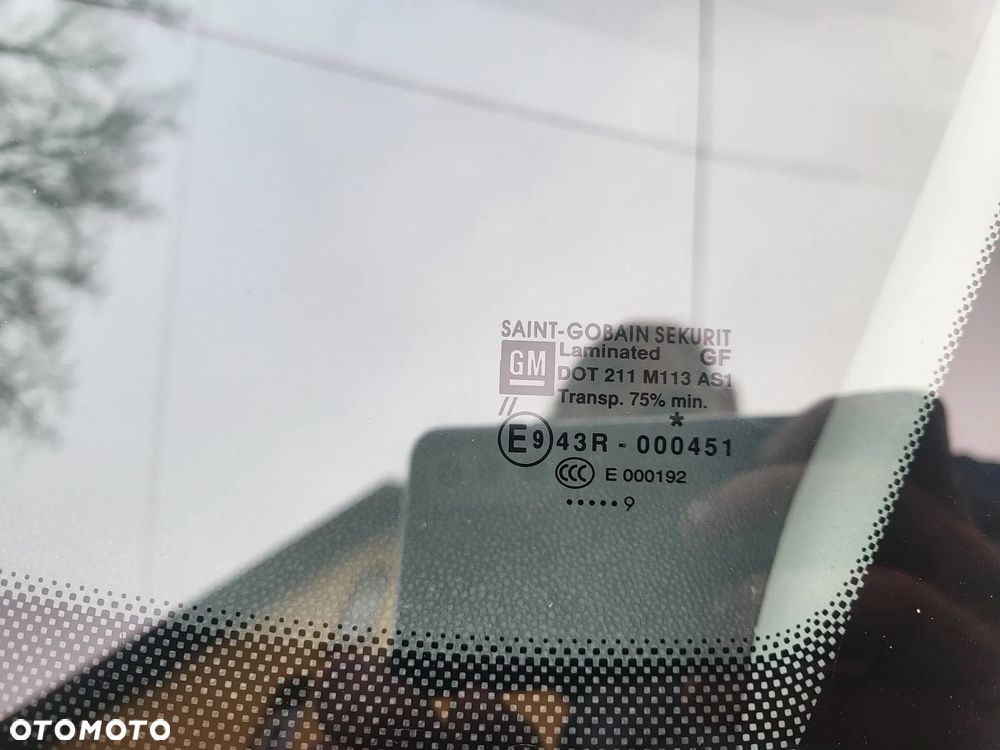 Opel Corsa 1.2 16V - 28