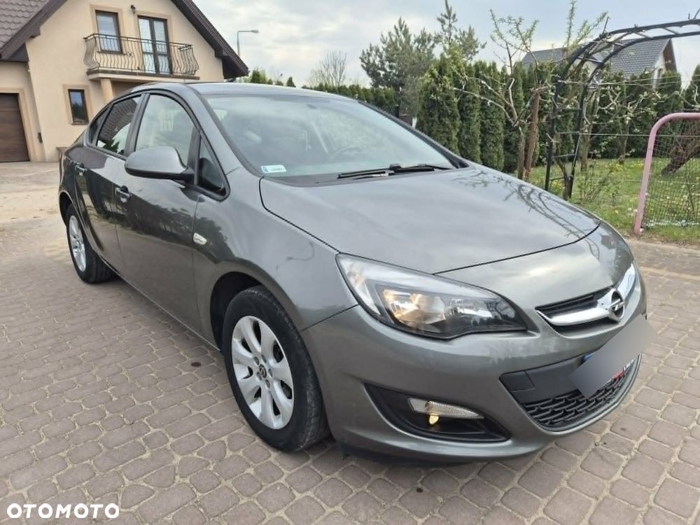 Opel Astra 1.6 Business - 17