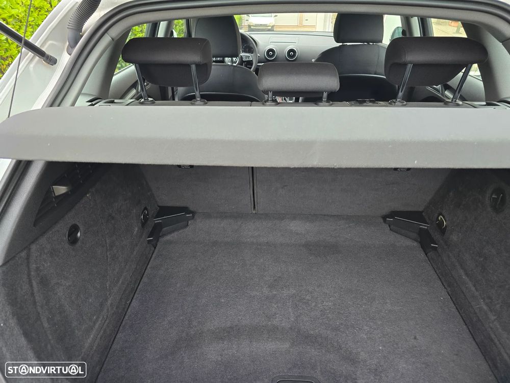 Audi A3 Sportback 1.6 TDI Sport - 6