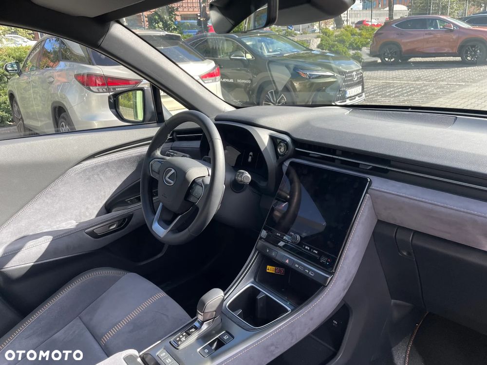 Lexus LBX 1.5 Hybrid Cool - 5