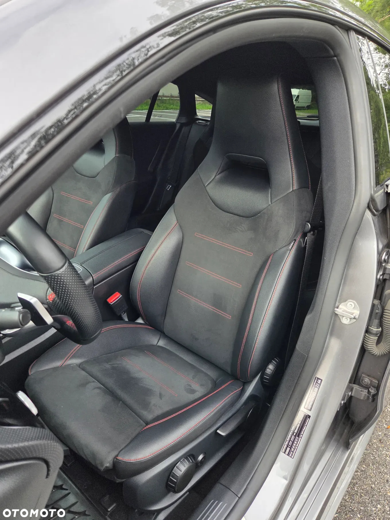 Mercedes-Benz CLA 250 4Matic Shooting Brake 7G-DCT AMG Line - 17