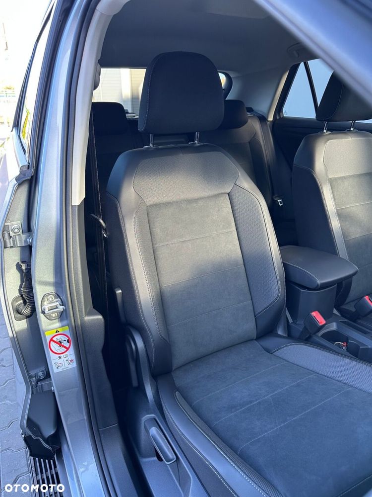 Volkswagen T-Roc - 20