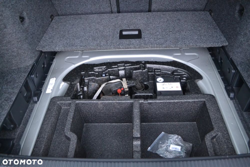 Skoda Octavia 2.0 TDI 4x4 DSG Scout - 23