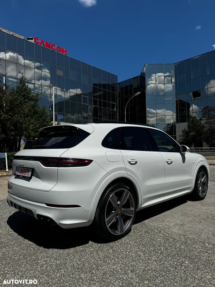 Porsche Cayenne Tiptronic S Platinum Edition - 4