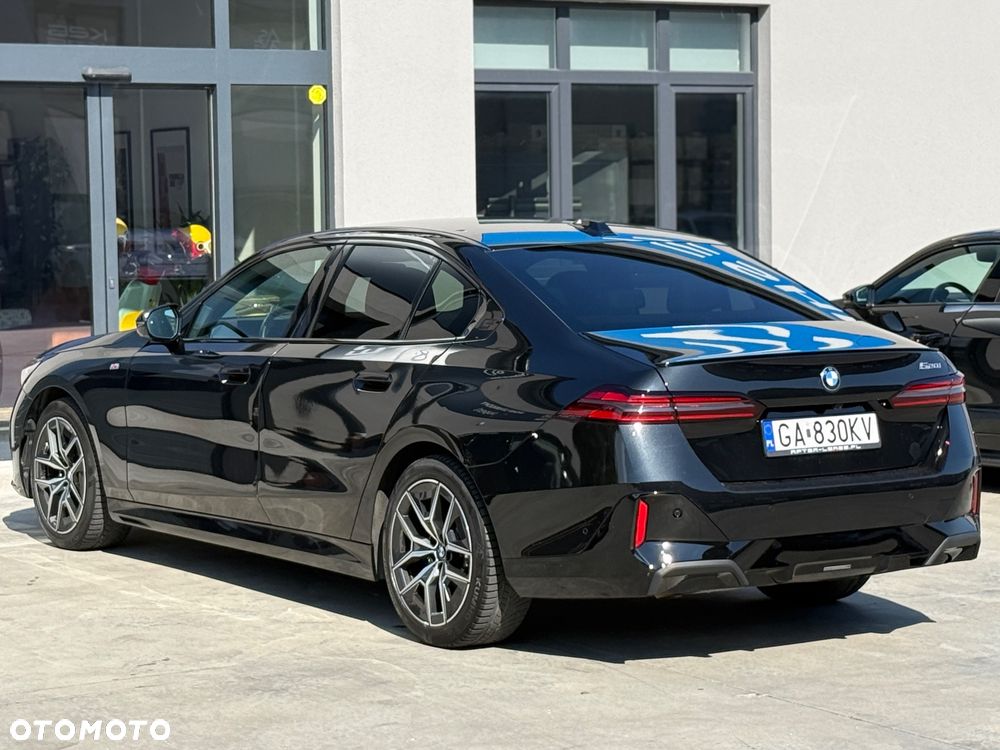 BMW Seria 5 520i mHEV M Sport sport - 16