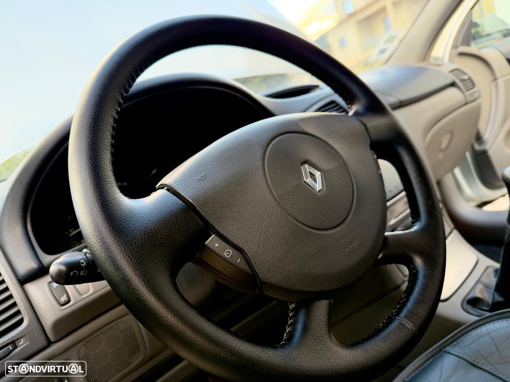 Renault Laguna 1.6 Expression - 14