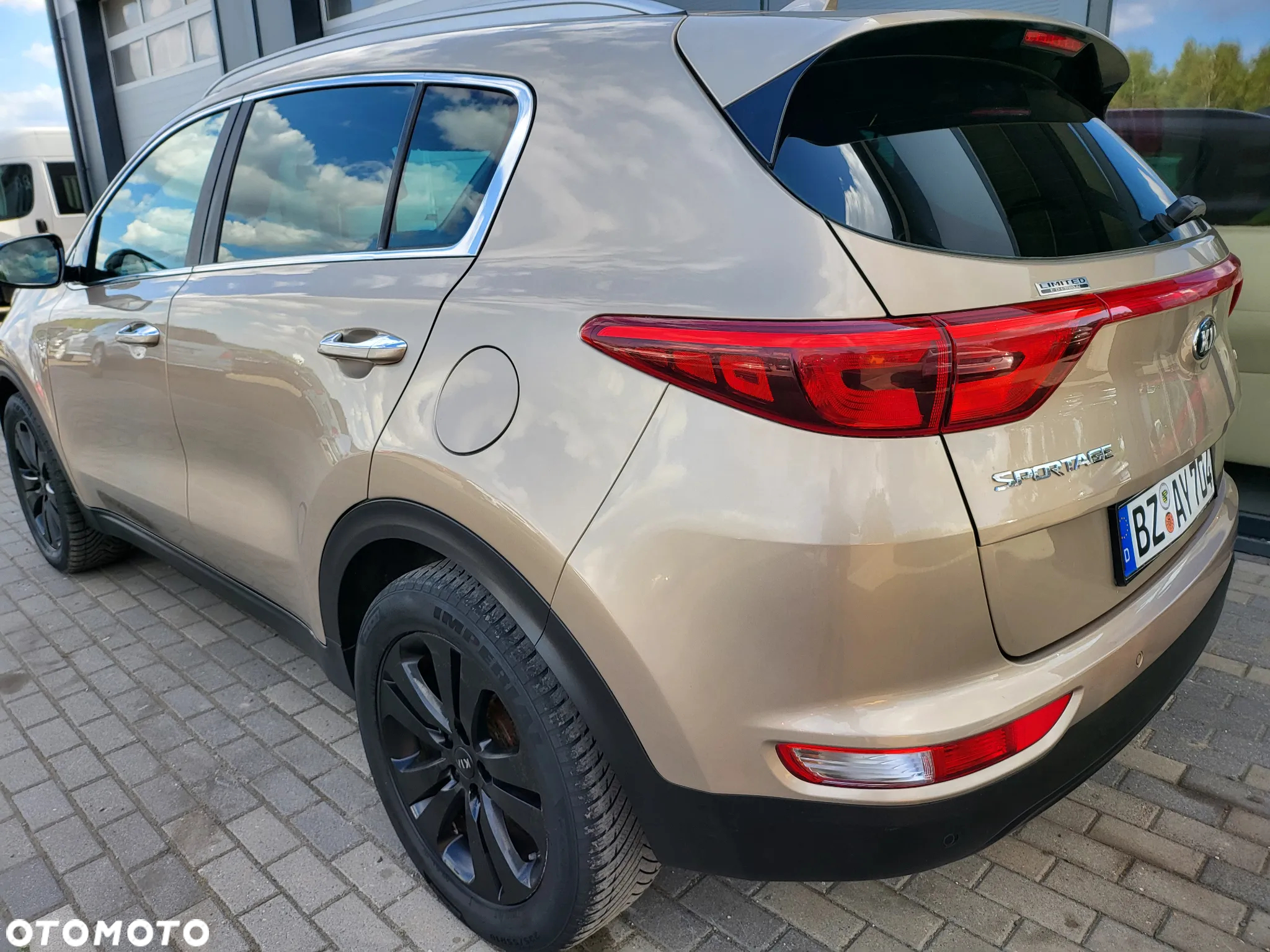Kia Sportage 1.7 CRDI Business Line M 2WD - 28