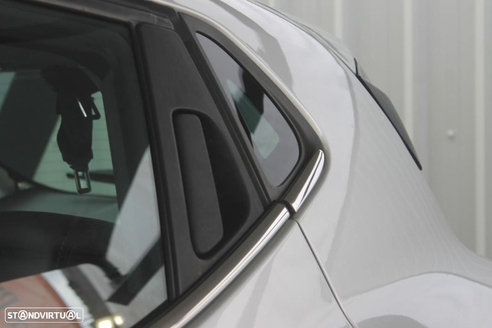 Renault Clio TCe 120 EDC Limited - 42