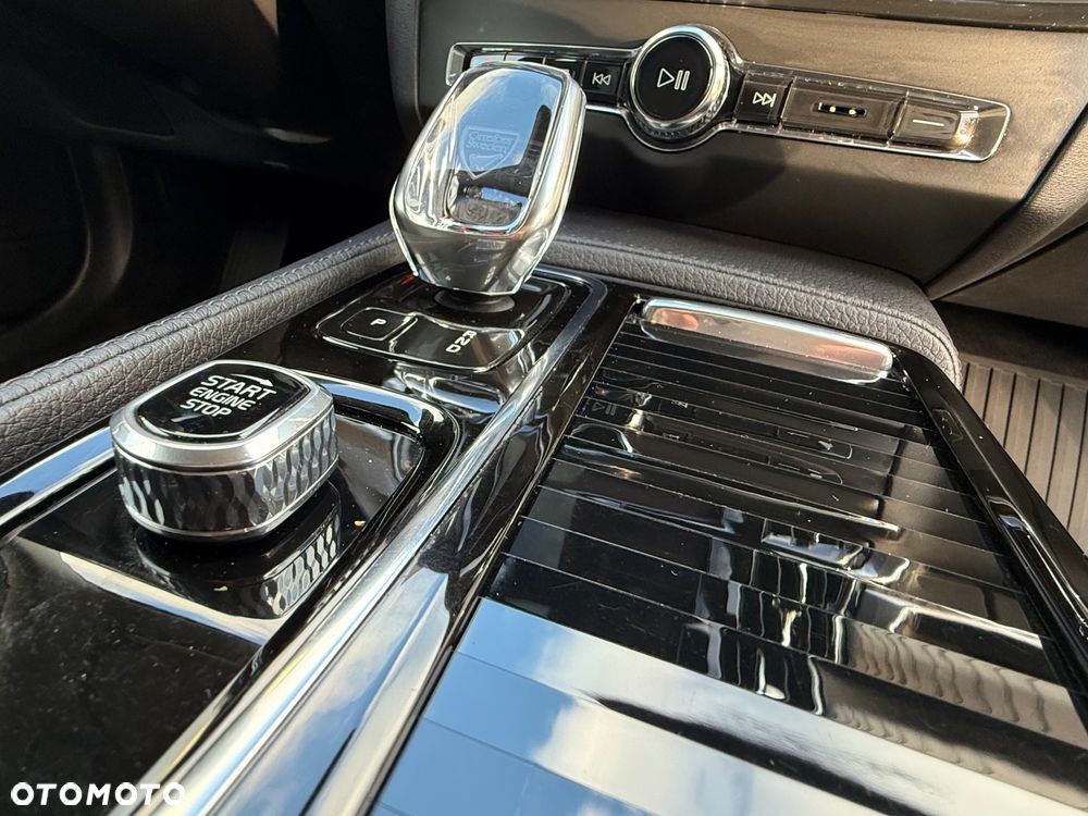 Volvo V90 T8 Recharge AWD Geartronic Inscription - 29