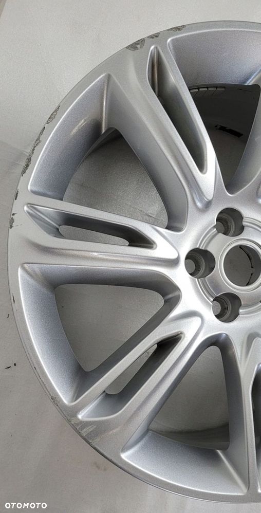 FELGA LAND ROVER RANGE ROVER VELAR 8,5x20 20 ET45 5X108 - 7