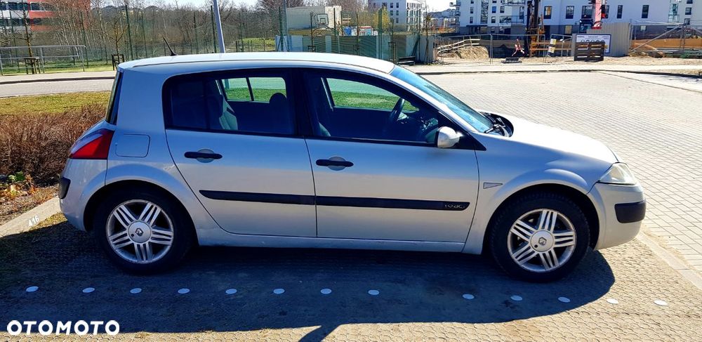 Renault Megane 1.9 dCi Luxe Dynamique - 8