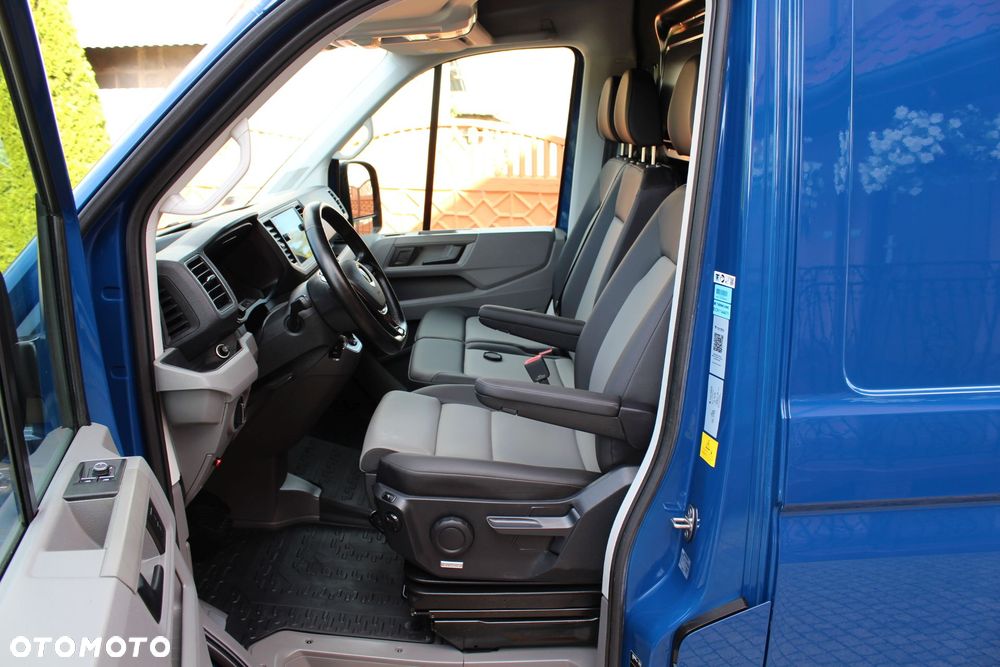 Volkswagen CRAFTER 2.0 177 KM / POLSKI SALON / JAK NOWY / CHŁODNIA / WINDA DHOLLANDIA / SPRINTER / IVECO / FIAT / - 23