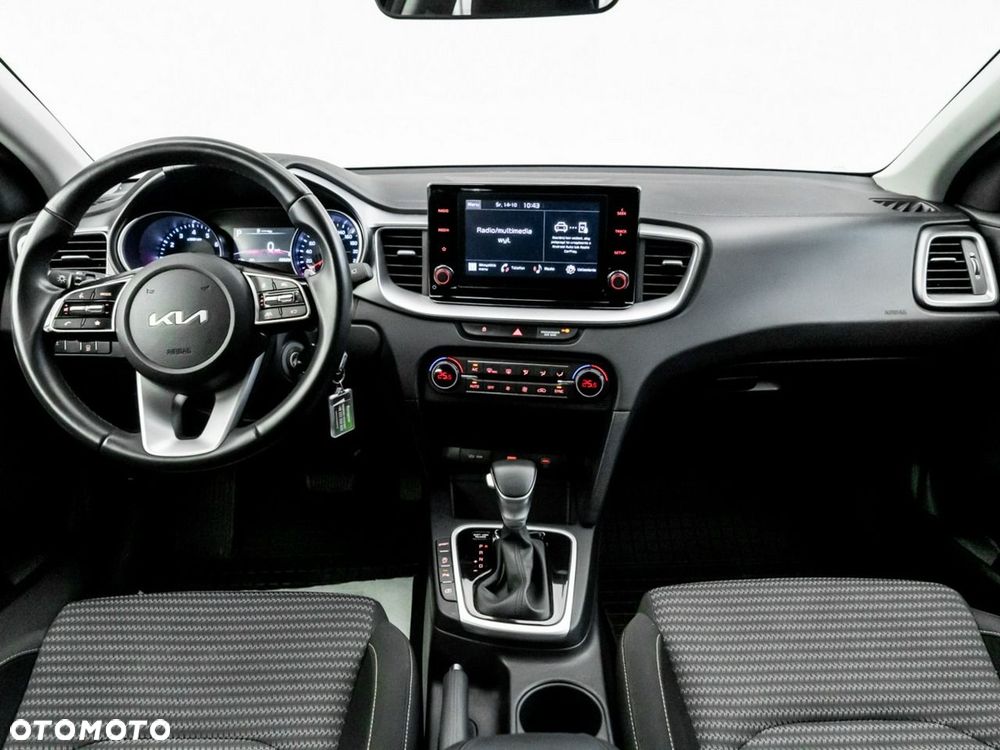Kia Ceed 1.5 T-GDI M DCT - 16