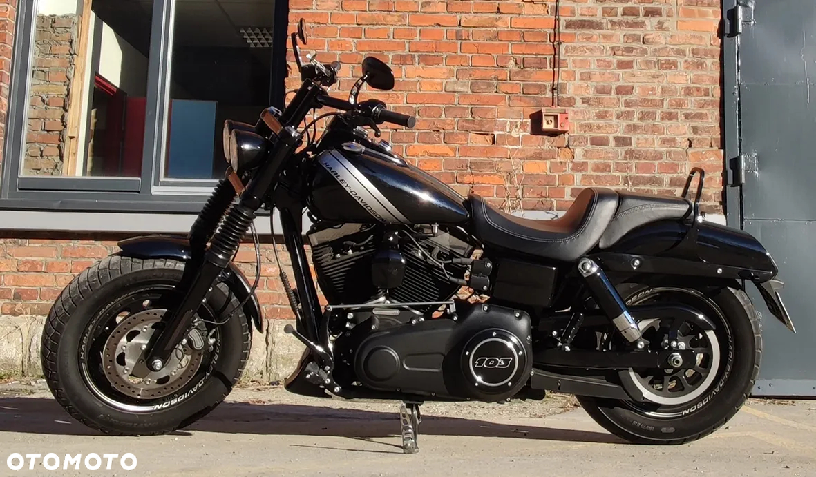Harley-Davidson Dyna Fat Bob - 10