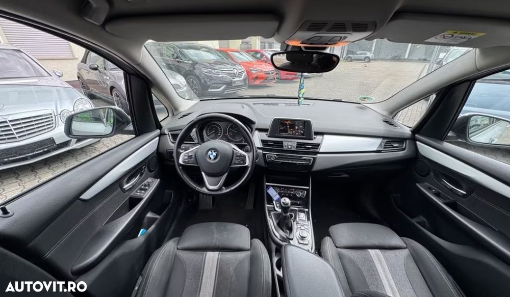 BMW Seria 2 216d - 7