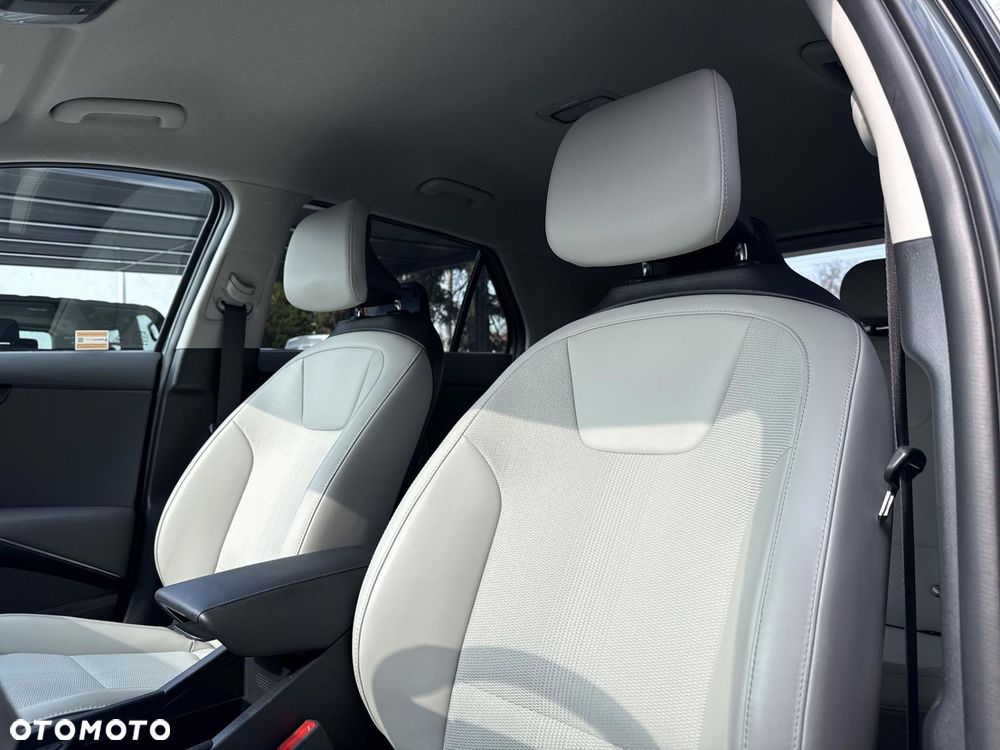 Kia Niro 1.6 GDI Hybrid Business Line - 10