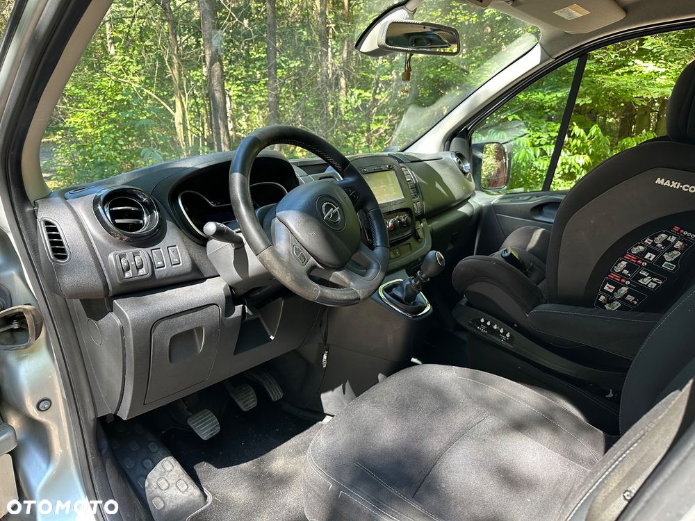 Opel Vivaro L2H1 2,9t Edition Premium - 6