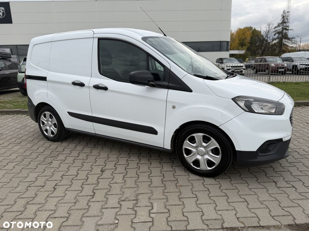 Ford Transit Courier - 3