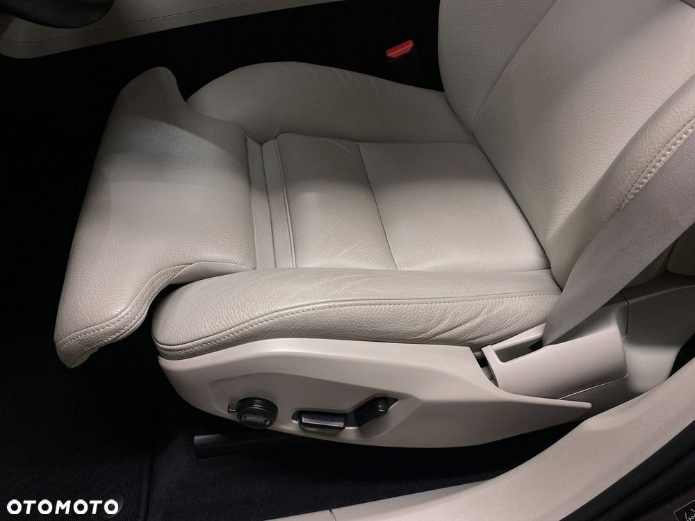 Volvo XC 60 - 14