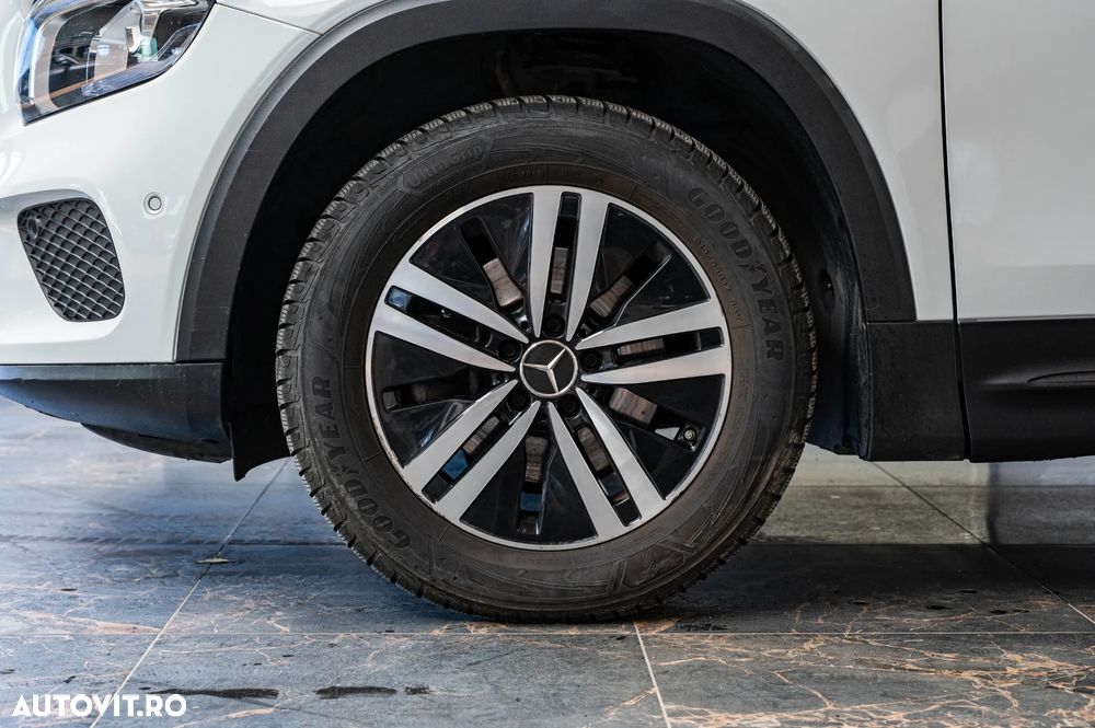Mercedes-Benz GLB 180 d 8G-DCT - 12