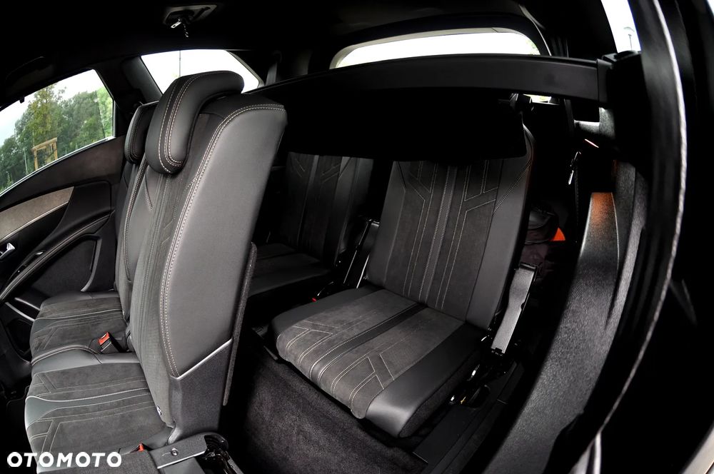 Peugeot 5008 PureTech 180 EAT8 Stop & Start GT - 26