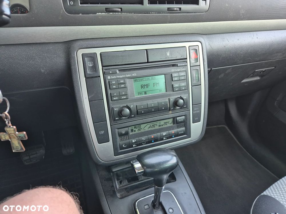 Volkswagen Sharan 1.9 TDI Automatik Freestyle - 7