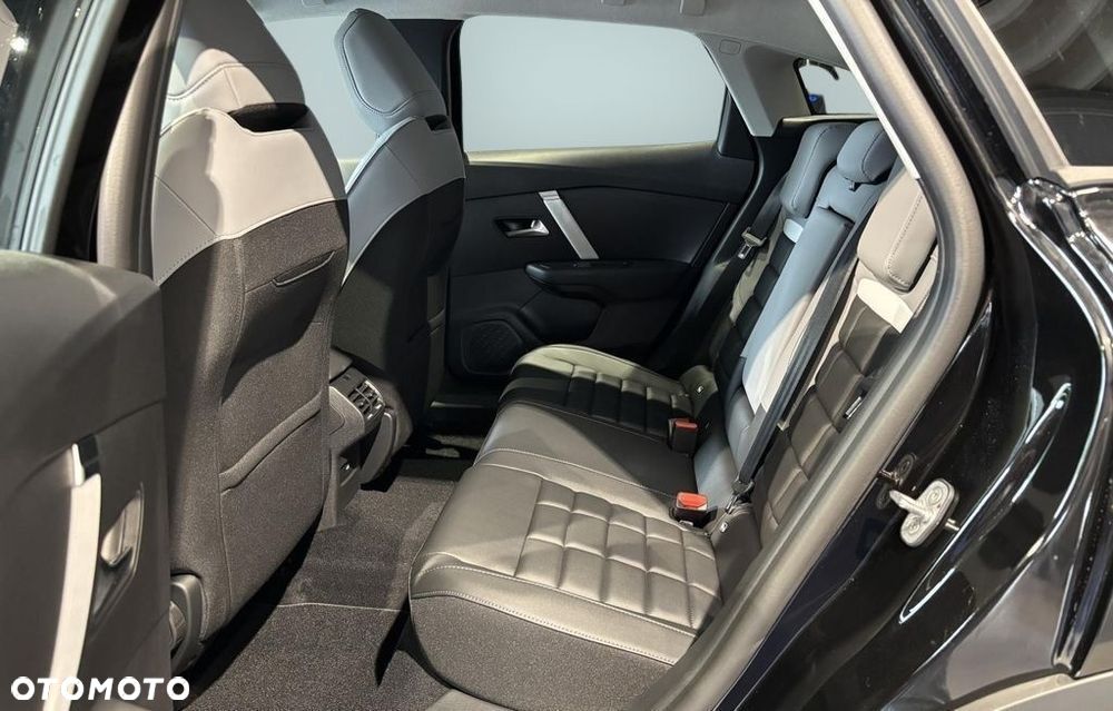 Citroën C4 1.2 mHEV Max eDCT6 - 8