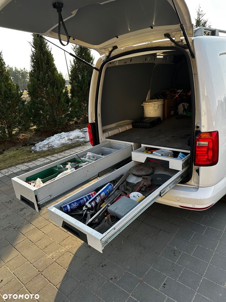 Volkswagen Caddy Maxi - 2