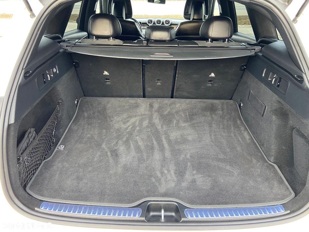 Mercedes-Benz GLC 220 d 4Matic 9G-TRONIC Edition AMG Line - 36