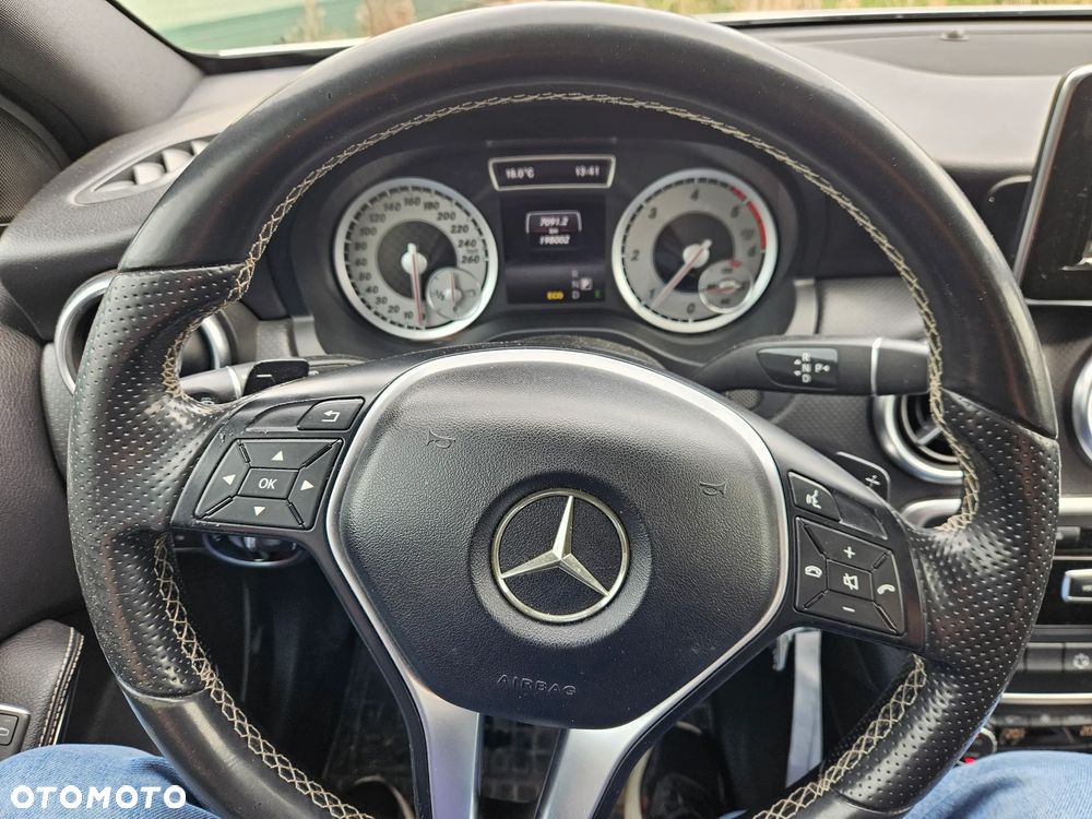 Mercedes-Benz Klasa A 180 d 7G-DCT - 12