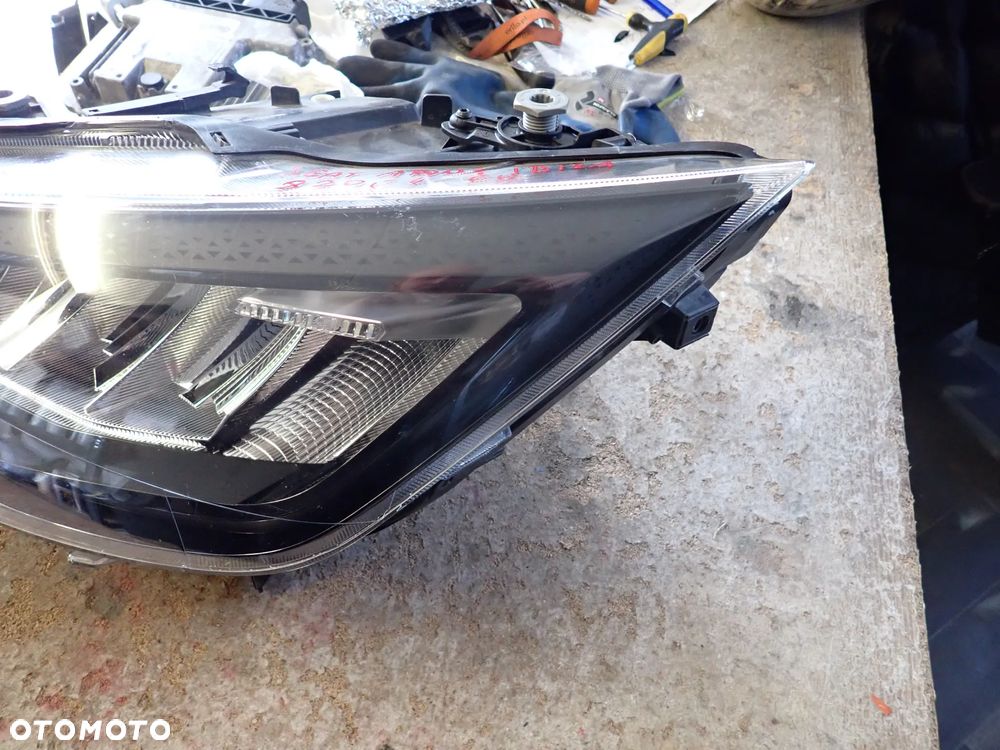 SEAT ARONA IBIZA 6F1941005C LAMPA LEWY PRZÓD - 2