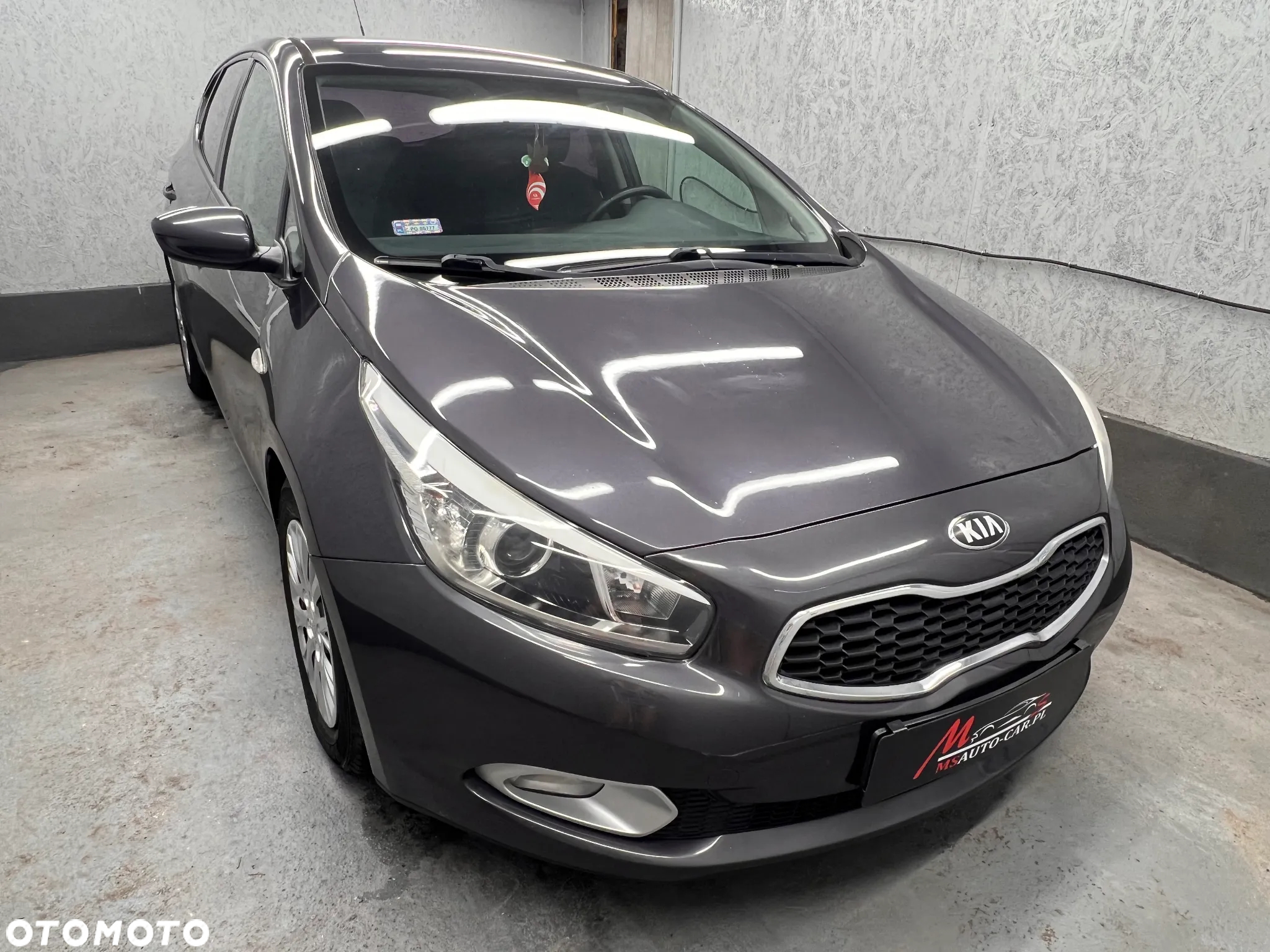 Kia Ceed - 5