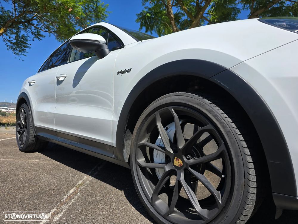 Porsche Cayenne Coupé E-Hybrid - 10