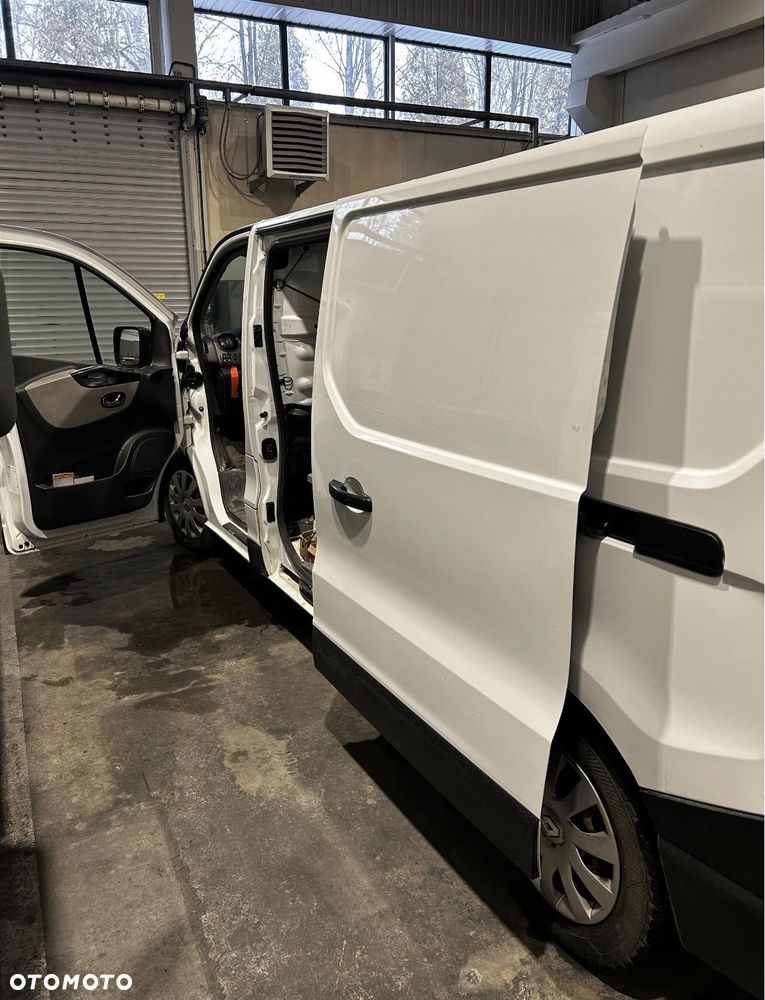 Renault TRAFIC L2H1 - 2