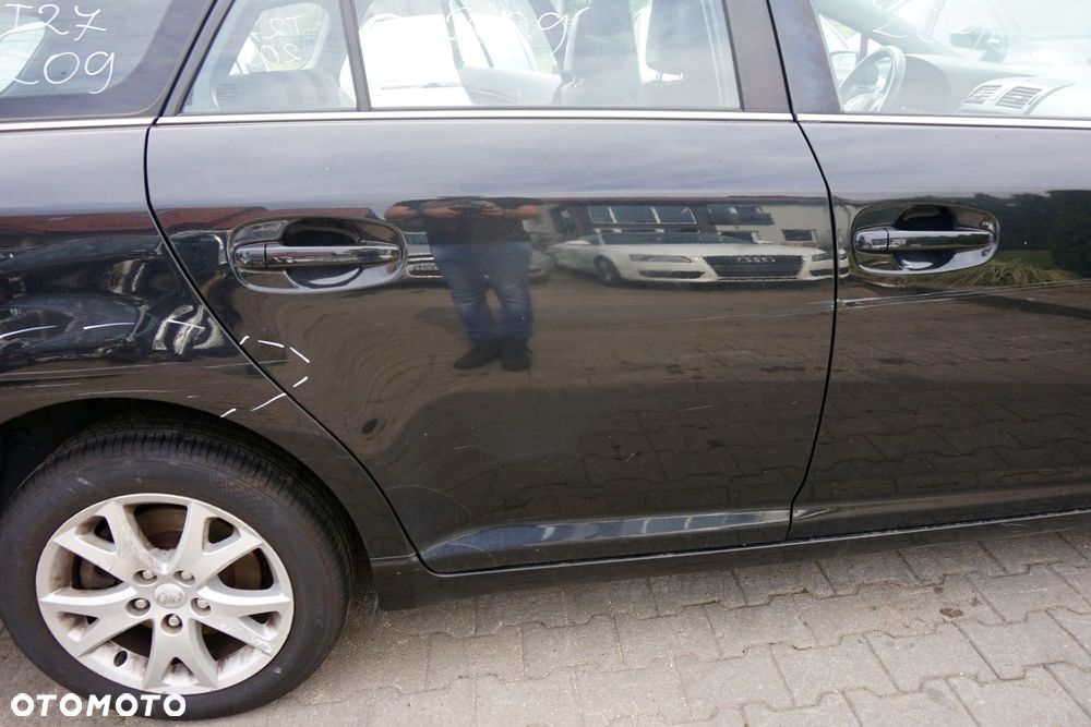 DRZWI TYLNE PRAWE AVENSIS III T27 PH1 KOMBI 209  CZARNY TOYOTA 2009-2011 - 3