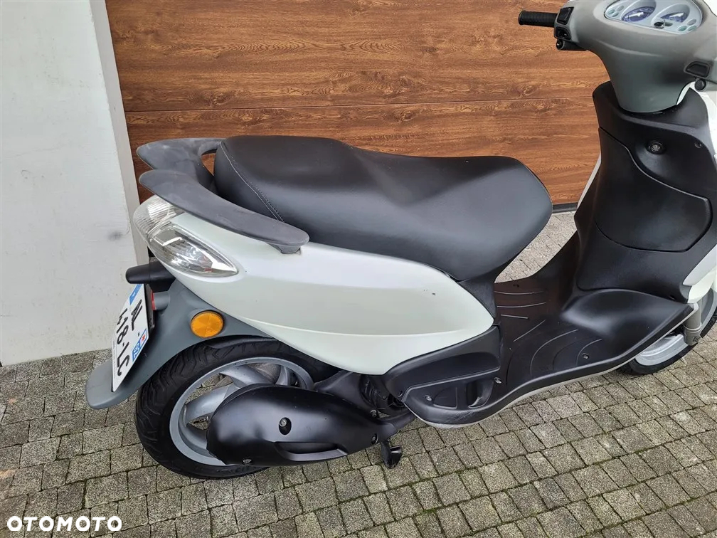 Piaggio FLY - 24