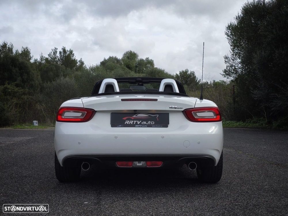 Fiat 124 Spider 1.4 MultiAir Turbo Lusso - 23